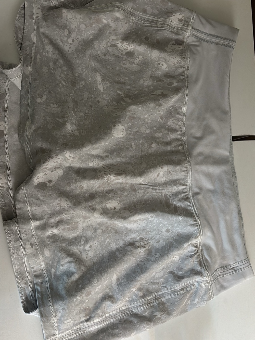 Grey lululemon skirt